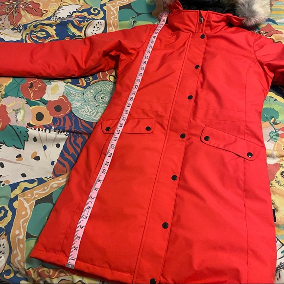 New QUARTZ CO. Kay Coyote Fur Down Jacket - Picture 13 of 14